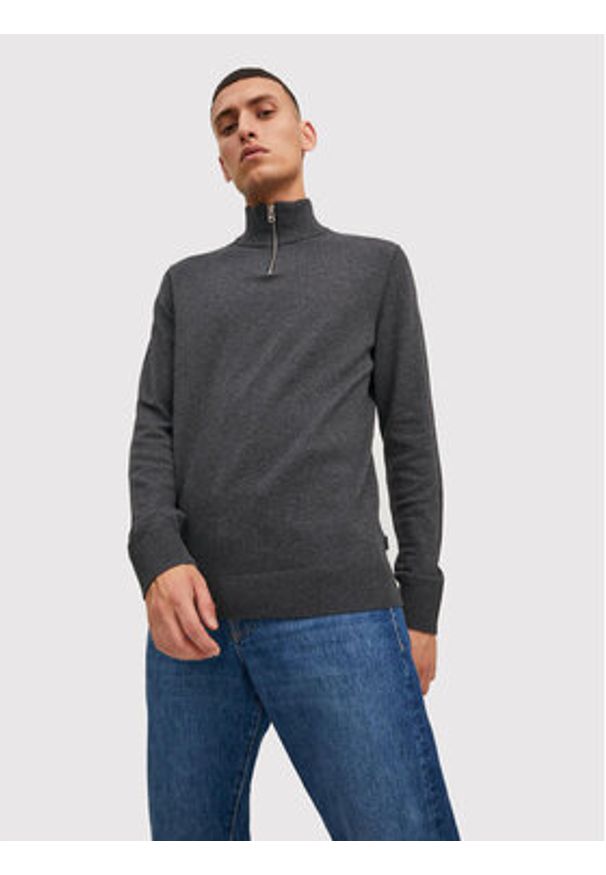 Jack & Jones Sweter Emil 12189339 Szary Regular Fit. Kolor: szary. Materiał: bawełna