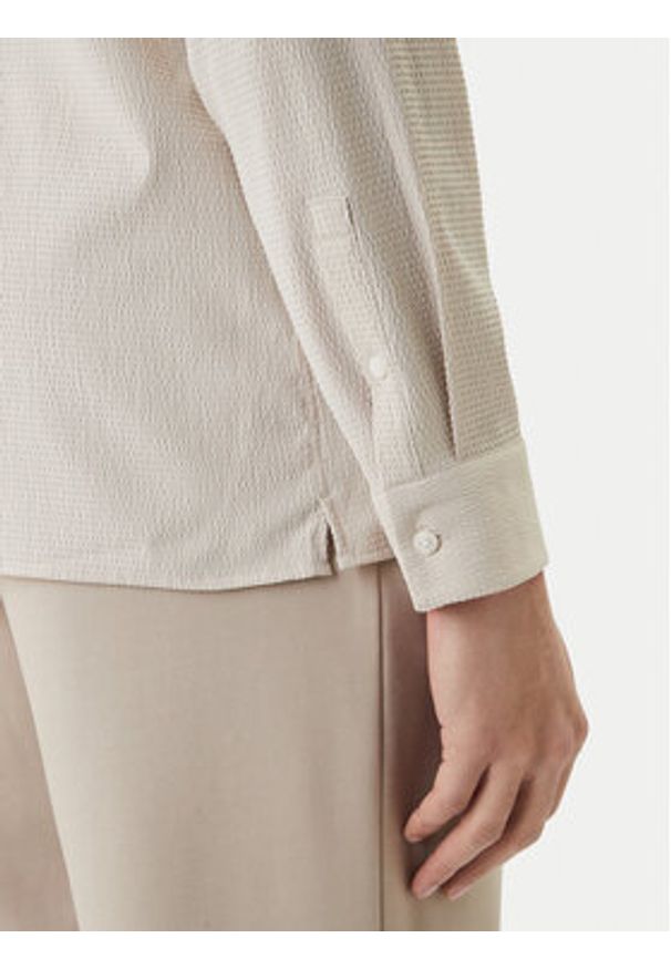 Calvin Klein Koszula LV04LF108G Beżowy Classic Fit. Kolor: beżowy. Materiał: syntetyk