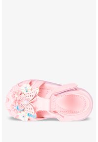 Casu - Różowe sandały na rzep z perełkami kwiatki casu 919a. Zapięcie: rzepy. Kolor: różowy. Wzór: kwiaty