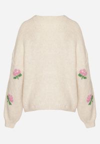 Born2be - Jasnobeżowy Kardigan Oversize z Domieszką Wełny w Kwiatowy Wzór Nelenea. Okazja: na co dzień. Typ kołnierza: dekolt w serek. Kolor: beżowy. Materiał: wełna. Wzór: kwiaty. Styl: casual #6