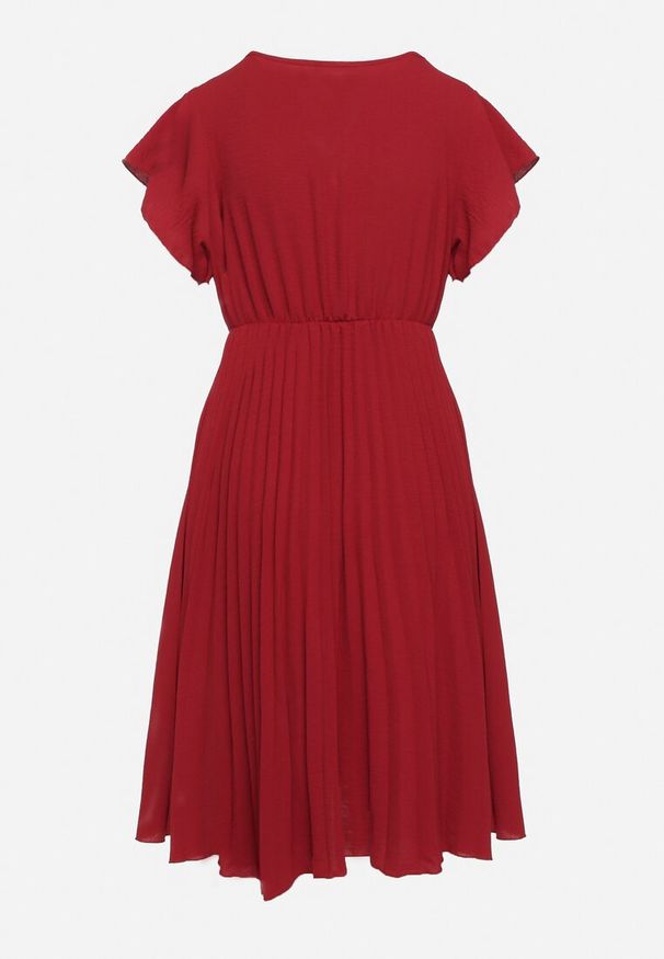 Born2be - Bordowa Sukienka Plisowana o Rozkloszowanym Fasonie i Trójkątnym Dekolcie Rissara. Okazja: na spotkanie biznesowe, na co dzień. Kolor: czerwony. Materiał: materiał, skóra. Długość rękawa: krótki rękaw. Styl: elegancki, casual, biznesowy