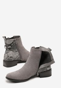 Renee - Szare Botki w Stylu Sztybletów z Metaliczną Aplikacją Verinette. Okazja: na co dzień. Zapięcie: zamek. Kolor: szary. Materiał: jeans. Wzór: aplikacja. Obcas: na słupku. Styl: wizytowy, casual, elegancki