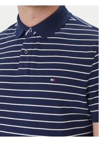 TOMMY HILFIGER - Tommy Hilfiger Polo 1985 MW0MW17770 Granatowy Regular Fit. Typ kołnierza: polo. Kolor: niebieski. Materiał: bawełna #5