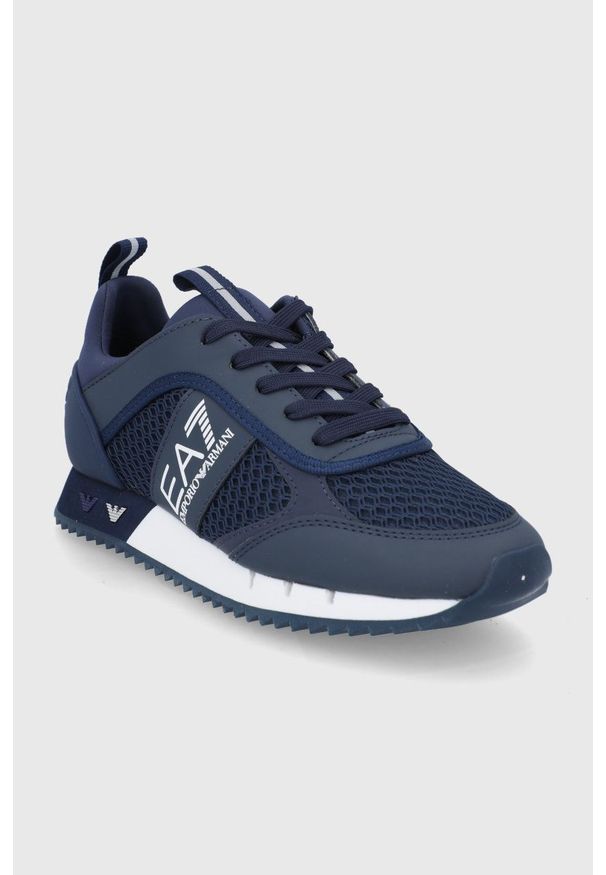 EA7 Emporio Armani Buty kolor granatowy na płaskiej podeszwie. Zapięcie: sznurówki. Kolor: niebieski. Materiał: guma. Obcas: na płaskiej podeszwie
