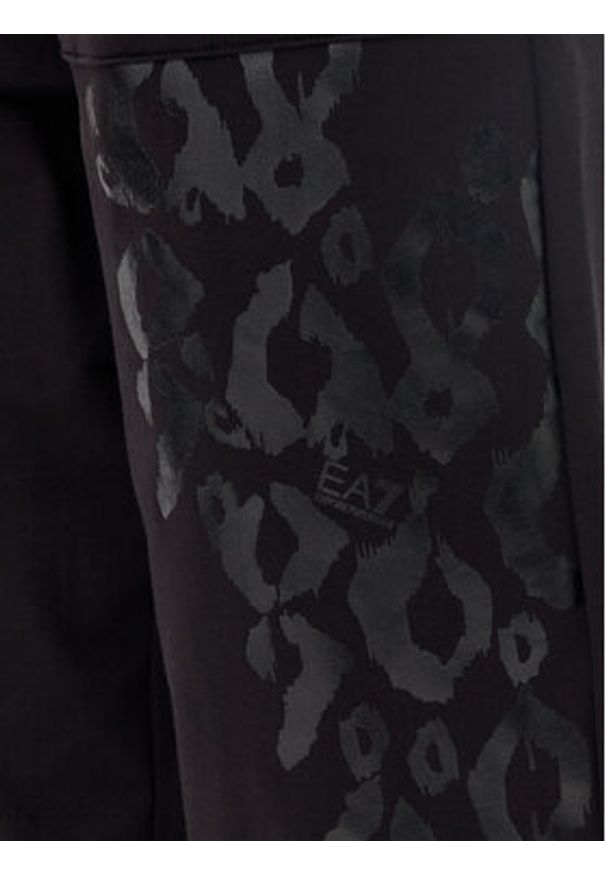 EA7 Emporio Armani Spodnie dresowe 7W000480 AF13135 UC001 Czarny Regular Fit. Kolor: czarny. Materiał: bawełna