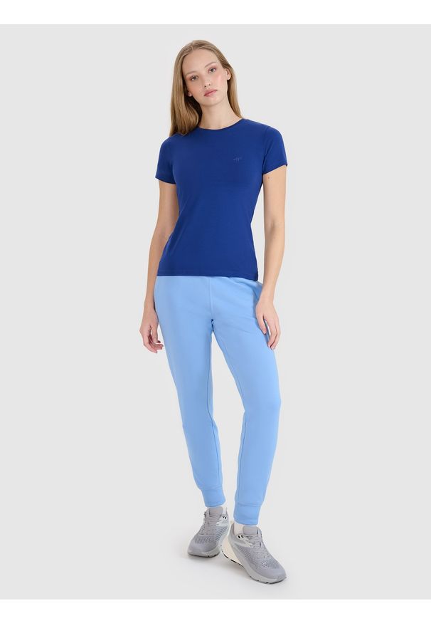 4f - 4F T-shirt slim gładki damski - granatowy XS. Okazja: na co dzień. Kolor: niebieski. Materiał: dzianina, elastan, materiał, bawełna, jersey. Długość rękawa: krótki rękaw. Długość: krótkie. Wzór: gładki. Sezon: lato. Styl: casual, klasyczny, sportowy