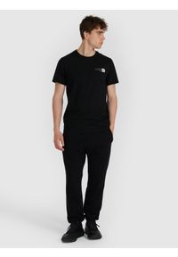 4f - 4F T-shirt regular z nadrukiem męski - czarny M. Okazja: na co dzień. Kolor: czarny. Materiał: jersey, materiał, bawełna. Długość rękawa: krótki rękaw. Długość: krótkie. Wzór: nadruk. Styl: klasyczny, sportowy, casual
