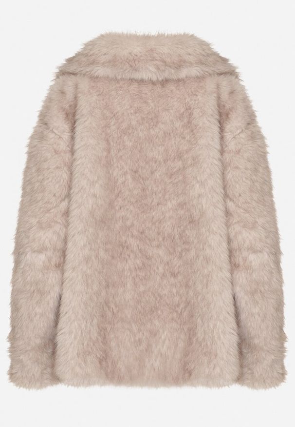 Born2be - Beżowa Dwurzędowa Kurtka Futerko o Fasonie Oversize Asinella. Okazja: na co dzień, na randkę, na spacer. Kolor: beżowy. Materiał: futro. Styl: casual