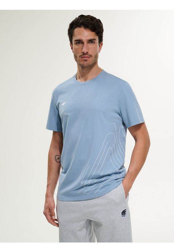 4f - 4F T-shirt regular z nadrukiem męski - granatowy L. Okazja: na co dzień. Kolor: niebieski. Materiał: jeans, materiał, dresówka, bawełna. Wzór: nadruk. Styl: casual, klasyczny