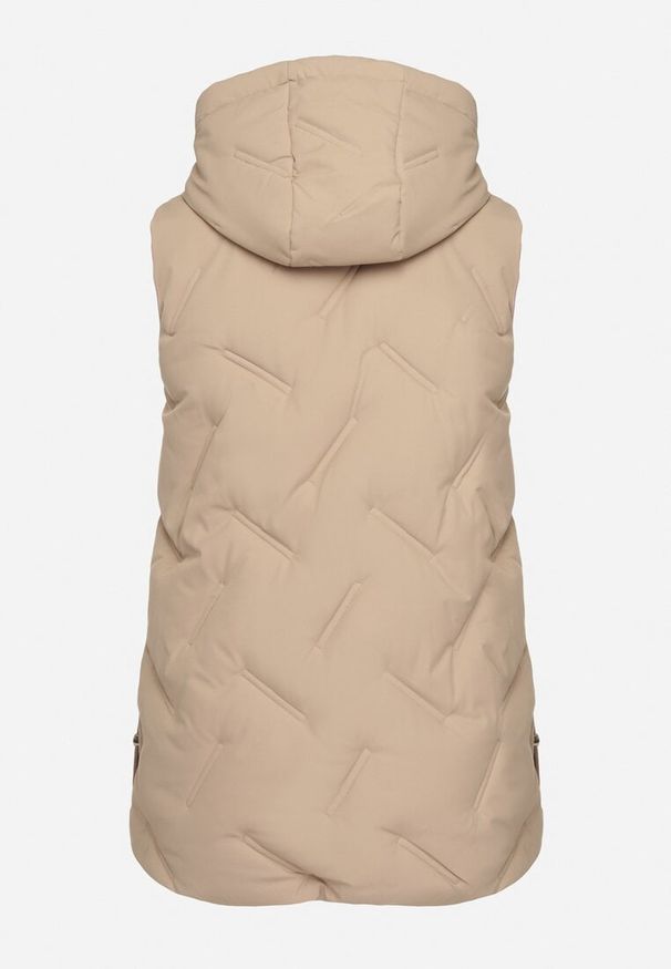 Born2be - Beżowa Przejściowa Kamizelka z Pikowanymi Przeszyciami i Kapturem Fesolira. Okazja: na co dzień. Kolekcja: plus size. Kolor: beżowy. Materiał: jeans. Styl: casual, sportowy