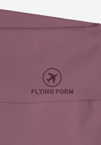 Renee - Fioletowe Szorty Bikery High Waist z Wyszczuplającym Pasem Briarrose. Okazja: na co dzień. Stan: podwyższony. Kolor: fioletowy. Materiał: len. Styl: sportowy, casual #5