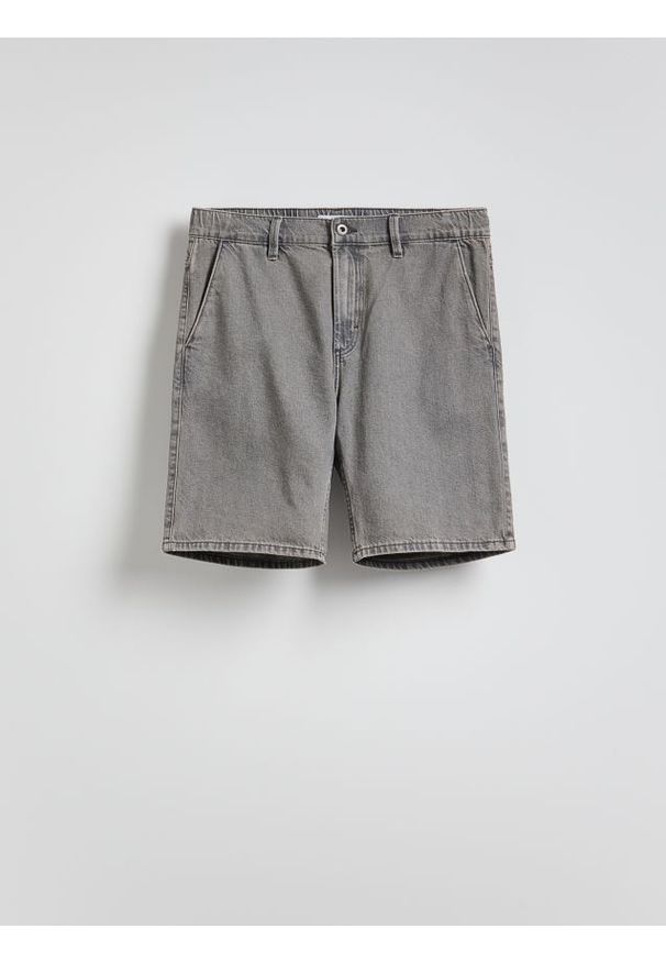 Reserved - Szorty jeansowe slim fit - jasnoszary. Kolor: szary. Materiał: jeans