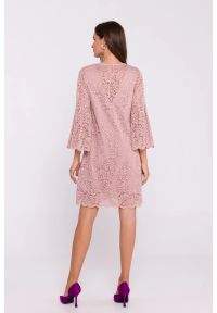 Stylove - Zjawiskowa sukienka koronkowa trapezowa w kolorze różowym. Okazja: na komunię, na ślub cywilny, na wesele, na imprezę. Kolor: różowy. Materiał: koronka. Typ sukienki: trapezowe. Styl: elegancki #3
