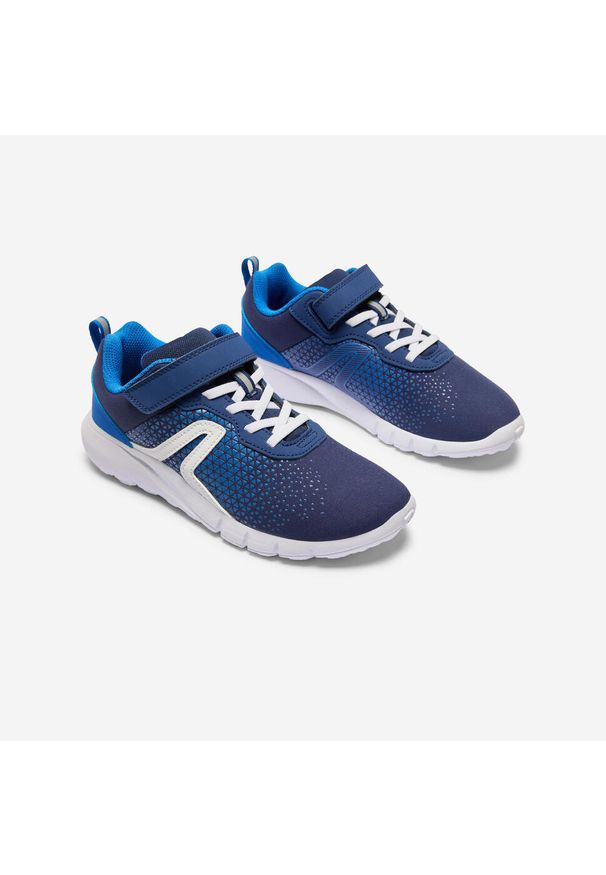 Decathlon - Buty dla dzieci Newfeel Soft 140. Okazja: na uczelnię. Zapięcie: rzepy. Kolor: biały, wielokolorowy, niebieski