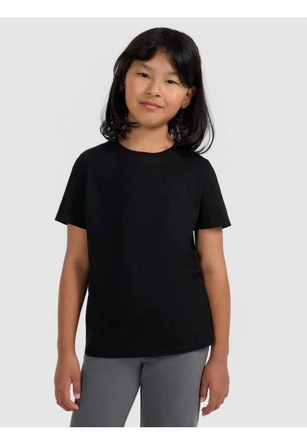 4f - 4F T-shirt regular gładki dziewczęcy - czarny 122 (6-7 lat). Okazja: na co dzień. Kolor: czarny. Materiał: jersey, materiał, bawełna. Długość rękawa: krótki rękaw. Długość: krótkie. Wzór: gładki. Sezon: lato. Styl: klasyczny, młodzieżowy, sportowy, casual