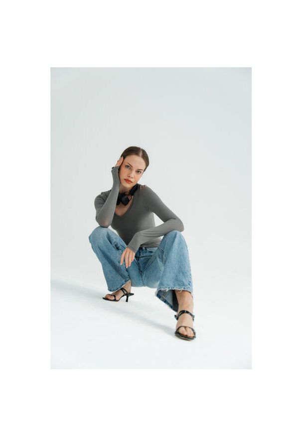 MOONHOLI - Longsleeve do jogi damski Moonholi NY Chic z długim rękawem. Kolor: szary. Długość rękawa: długi rękaw. Długość: długie. Sport: joga i pilates