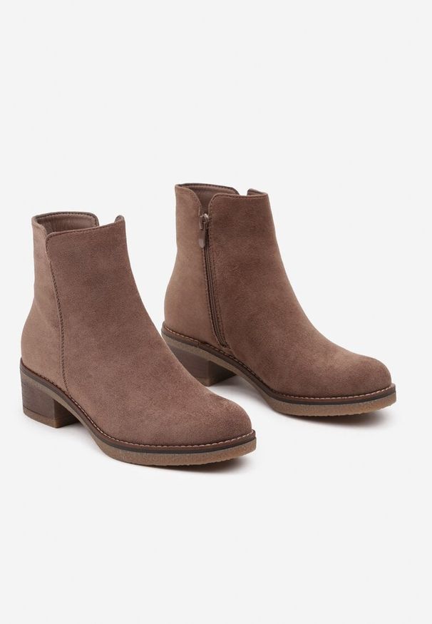 Born2be - Brązowe Klasyczne Botki z Ociepleniem Rearielis. Okazja: na co dzień. Kolor: brązowy. Materiał: jeans. Obcas: na obcasie. Styl: klasyczny. Wysokość obcasa: średni