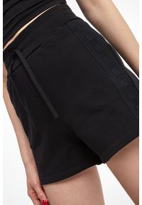 Armani Exchange - Spodenki damskie ARMANI EXCHANGE