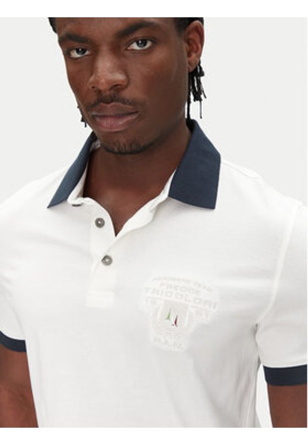 Aeronautica Militare Polo 251PO1863J682 Biały Regular Fit. Typ kołnierza: polo. Kolor: biały. Materiał: bawełna