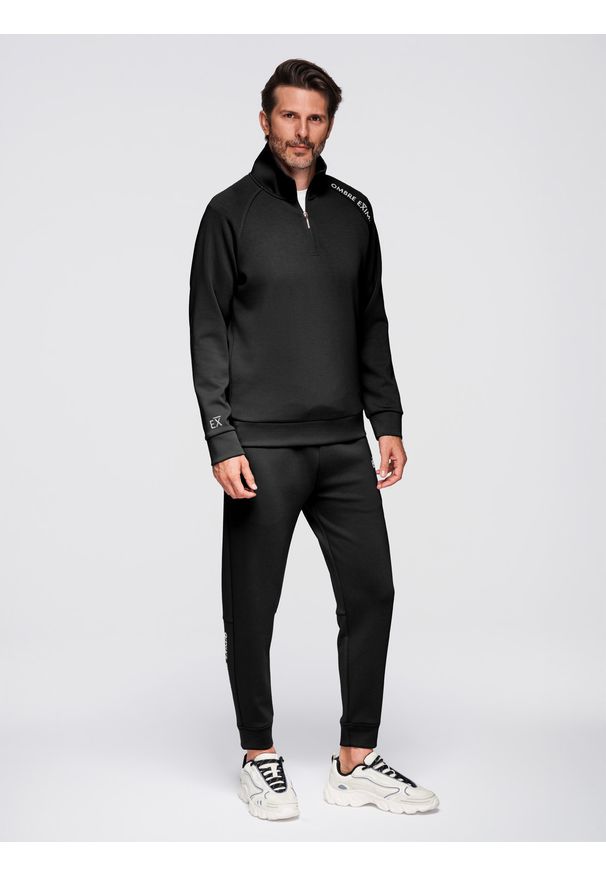 Ombre Clothing - Komplet dresowy męski set bluza ze stójką + spodnie joggery - czarny V1 - Rozmiar: XL. Okazja: na co dzień, na spacer. Typ kołnierza: kołnierzyk stójkowy. Kolor: czarny. Materiał: dresówka. Długość rękawa: raglanowy rękaw. Długość: krótkie. Wzór: nadruk, gładki. Styl: sportowy, casual