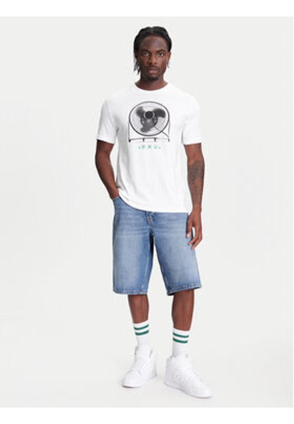 United Colors of Benetton - United Colors Of Benetton T-Shirt 3BL0U10AG Biały Relaxed Fit. Kolor: biały. Materiał: bawełna