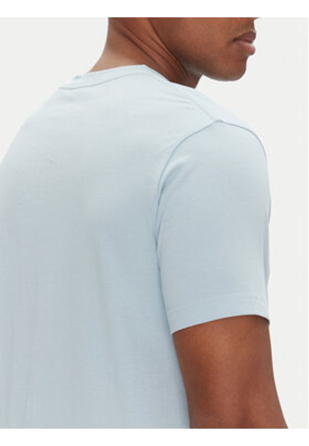 GANT - Gant T-Shirt Archive Shield 2067004 Błękitny Regular Fit. Kolor: niebieski. Materiał: bawełna