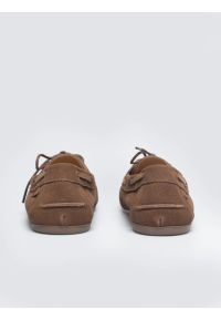 Big-Star - Mokasyny damskie ze skóry naturalnej zamszowej jasnobrązowe TT274202 802. Okazja: na co dzień. Nosek buta: okrągły. Zapięcie: bez zapięcia. Kolor: brązowy. Materiał: zamsz, skóra. Styl: casual, elegancki, klasyczny #6