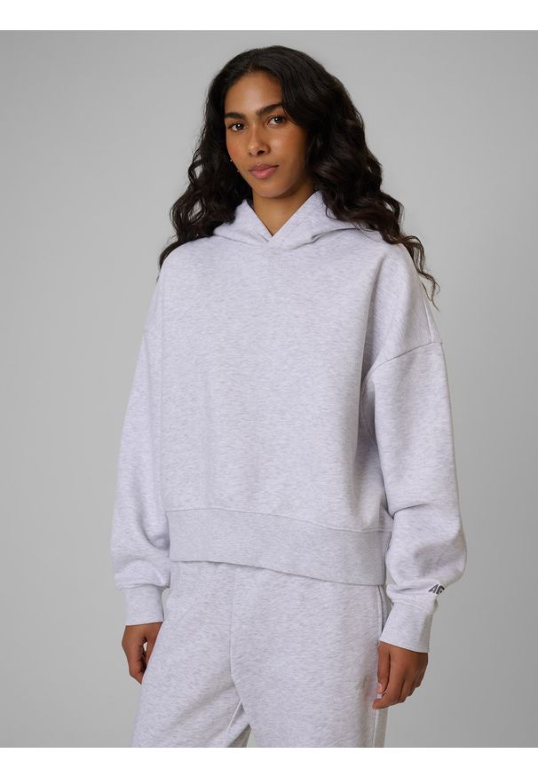 4f - 4F Bluza dresowa regular z kapturem damska - szara S. Okazja: na co dzień, do domu. Typ kołnierza: kaptur. Kolor: szary. Materiał: dresówka. Styl: casual