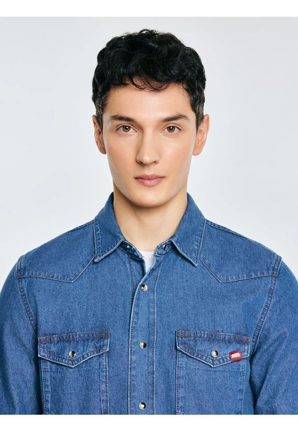 Big-Star - Koszula męska jeansowa niebieska Western 121. Okazja: na co dzień. Kolor: niebieski. Materiał: jeans. Wzór: melanż. Styl: casual