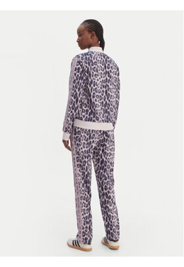 Adidas - adidas Dres Essentials 3-Stripes Animal KB8935 Fioletowy Regular Fit. Kolor: fioletowy. Materiał: syntetyk