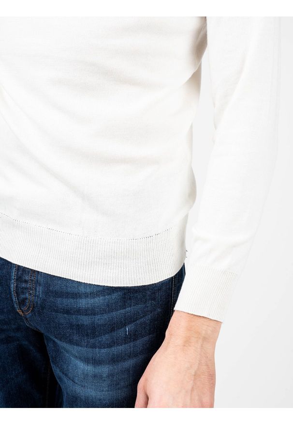 Xagon Man Sweter "Turtleneck" | A22081 & ELV18 | Mężczyzna | Kremowy. Okazja: na co dzień. Typ kołnierza: golf. Kolor: kremowy. Materiał: wełna, poliester, nylon, akryl. Styl: casual