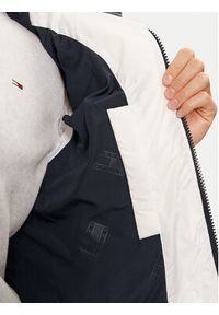 Tommy Jeans Kurtka puchowa Alaska DM0DM20479 Biały Regular Fit. Kolor: biały. Materiał: syntetyk #6