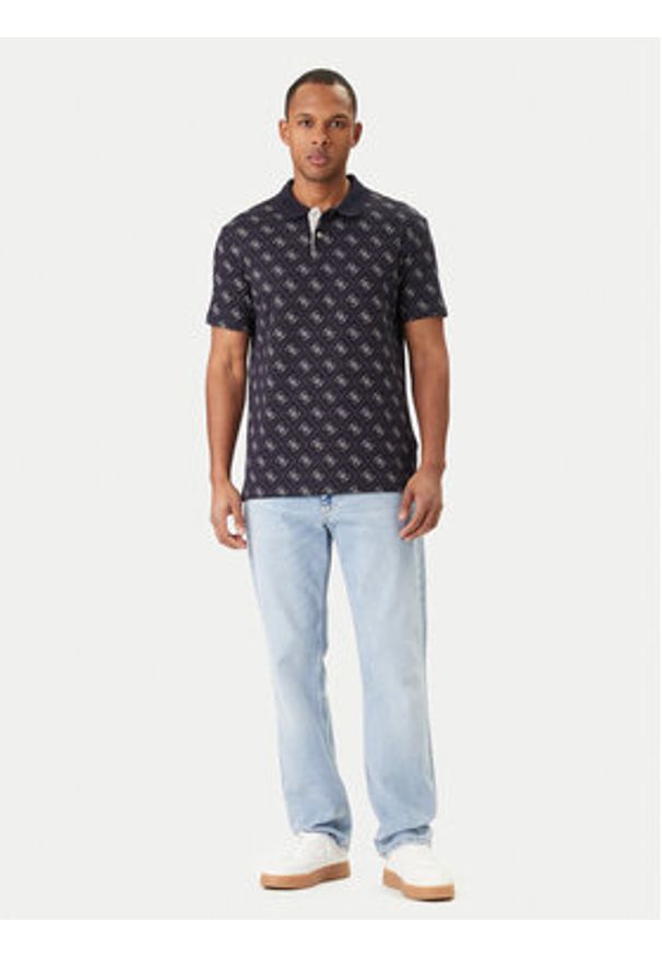 Guess Polo M6GP04 K3073 Granatowy Regular Fit. Typ kołnierza: polo. Kolor: niebieski. Materiał: syntetyk