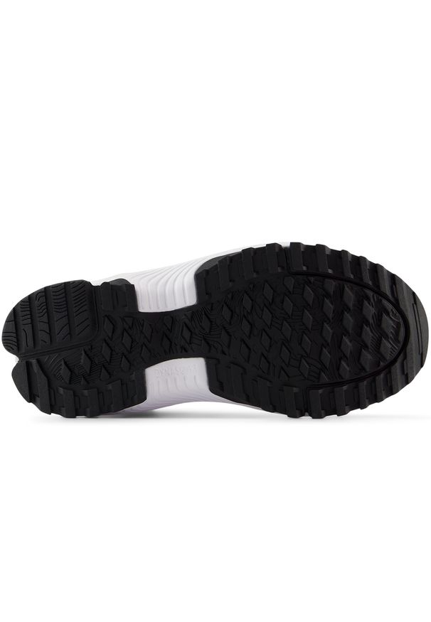 Buty dziecięce New Balance PT800TFP – różowe. Okazja: na co dzień. Wysokość cholewki: przed kolano. Kolor: różowy. Materiał: syntetyk, materiał, guma. Szerokość cholewki: normalna. Sezon: zima