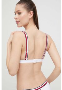 TOMMY HILFIGER - Tommy Hilfiger biustonosz kąpielowy kolor biały lekko usztywniona miseczka. Kolor: biały. Materiał: materiał #2
