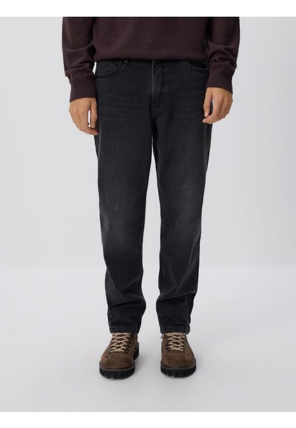 Reserved - Jeansy straight fit - szary. Kolor: szary