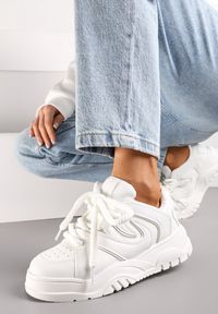 Renee - Białe Sneakersy na Platformie z Grubymi Sznurówkami Imyria. Kolor: biały. Obcas: na platformie #1