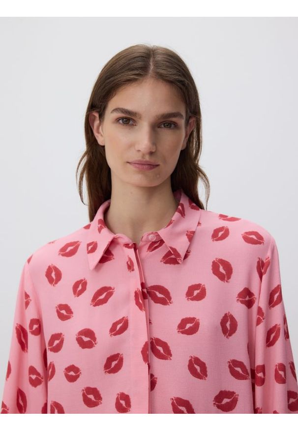 Reserved - Wzorzysta koszula z wiskozy - wielobarwny. Materiał: wiskoza