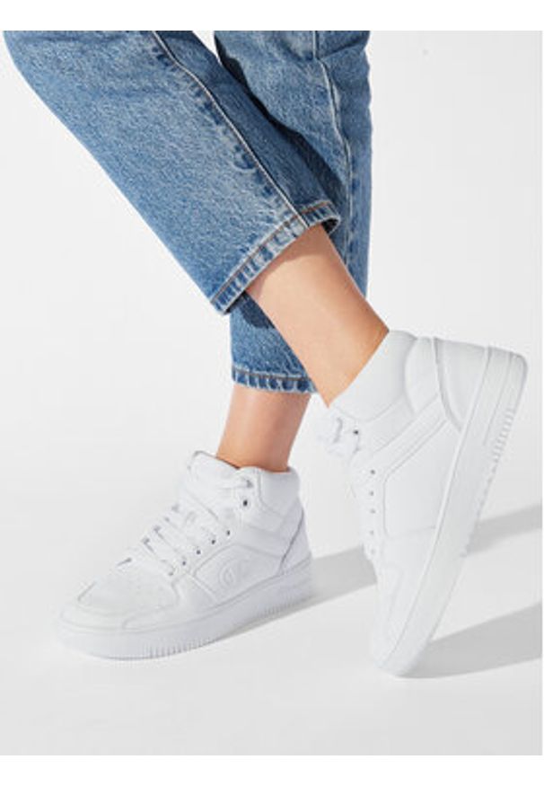 Champion Sneakersy Rebound 2.0 Mid S11471-CHA-WW007 Biały. Kolor: biały. Materiał: skóra