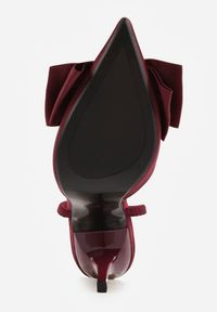 Renee - Bordowe Szpilki o Satynowym Wykończeniu z Aplikacją w Kształcie Kokardy Gihaen. Okazja: do pracy. Kolor: czerwony. Materiał: satyna. Wzór: aplikacja. Obcas: na szpilce #8