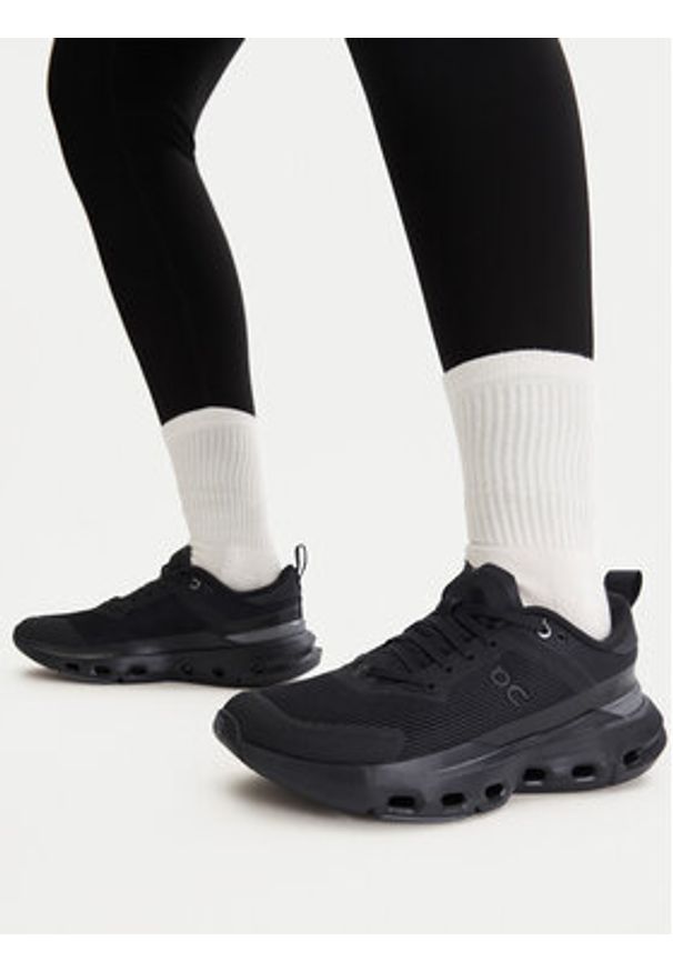 On Sneakersy Cloudpulse Next 3WF30323404 Czarny. Kolor: czarny. Materiał: materiał