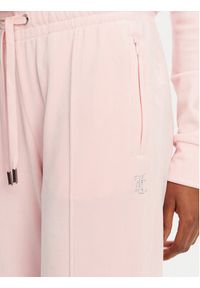Juicy Couture Spodnie dresowe Tina JCAPW045 Różowy Regular Fit. Kolor: różowy. Materiał: syntetyk #5
