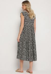 Born2be - Czarna Bawełniana Sukienka o Rozkloszowanym Kroju z Falbanami i Dekoltem w Serek Ifforine. Okazja: na co dzień. Typ kołnierza: dekolt w serek. Kolor: czarny. Materiał: bawełna. Styl: casual, elegancki #2