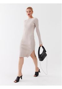 Calvin Klein Sukienka dzianinowa Iconic K20K205753 Szary Slim Fit. Kolor: szary. Materiał: wiskoza