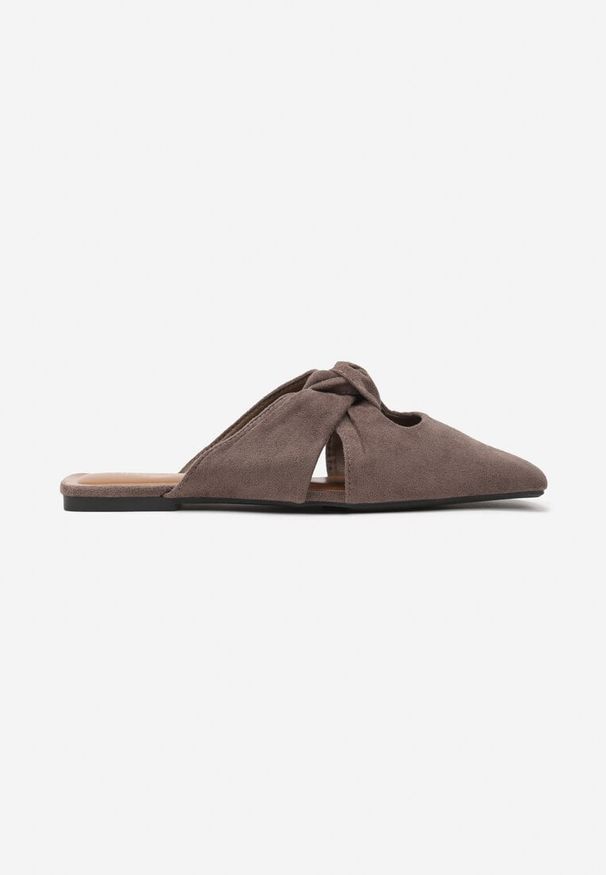 Born2be - Brązowe Klapki Mule Vices Zdobione Supłem Lavisse. Kolor: brązowy. Materiał: len, jeans. Wzór: aplikacja. Obcas: na płaskiej podeszwie. Styl: klasyczny