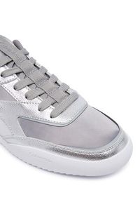 Calvin Klein Sneakersy Low Pro Run Lace Stripe Met Lth HW0HW03272 Srebrny. Kolor: srebrny. Materiał: materiał. Sport: bieganie #4