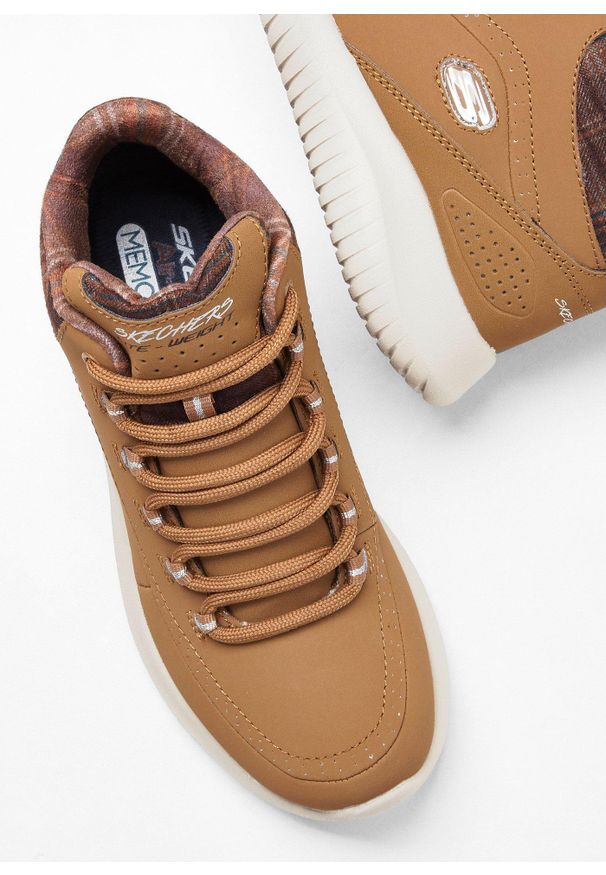 bonprix - Wysokie sneakersy Skechers z pianką memory. Kolor: brązowy