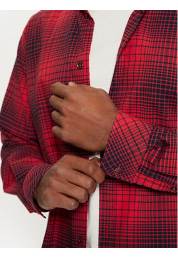 s.Oliver Koszula 2152435 Czerwony Regular Fit. Kolor: czerwony. Materiał: bawełna