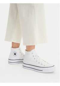 Converse Trampki Chuck Taylor All Star Lft Hi 560846C Biały. Kolor: biały. Materiał: materiał #4