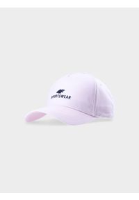 4f - Czapka z daszkiem strapback uniseks - pudrowy róż. Kolor: różowy. Materiał: materiał, bawełna. Wzór: haft. Sezon: lato. Styl: sportowy, casual, klasyczny